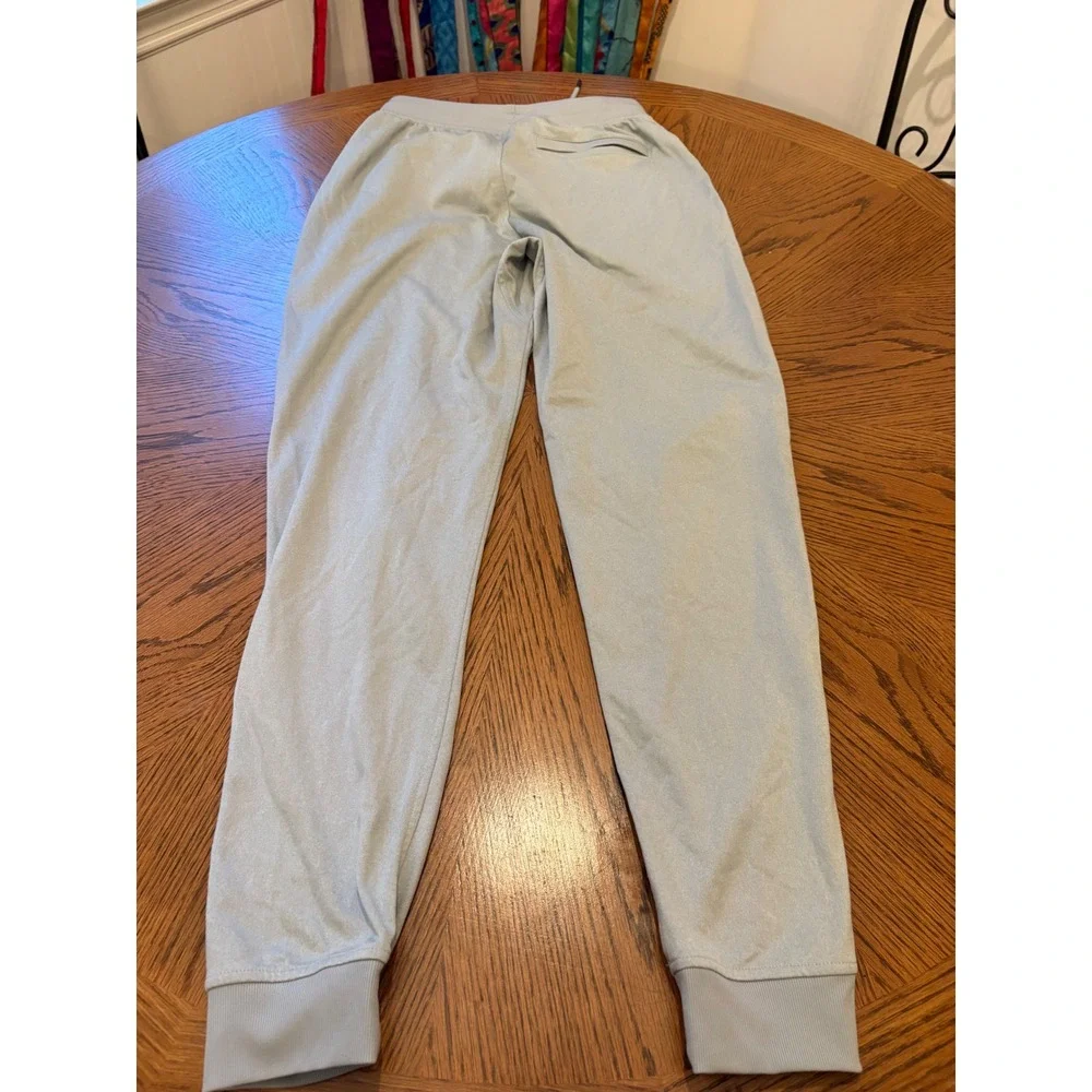 Under Armour Joggers Mens Medium Gray Loose Fit Tapered Sweatpants Athletic